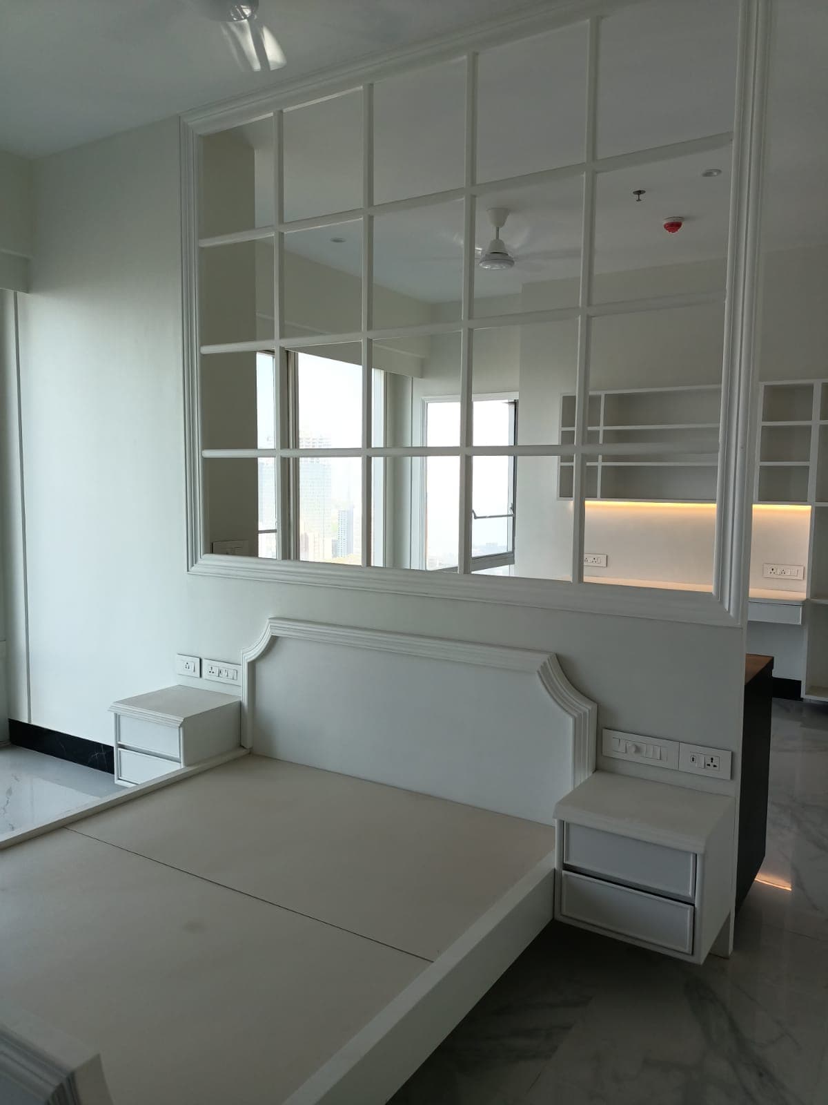 Stunning 4 Bhk in Indiabulls Blu view 9